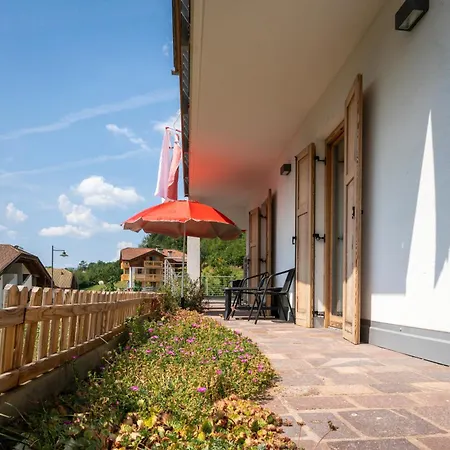 Casa Nadia Bed & Breakfast *
